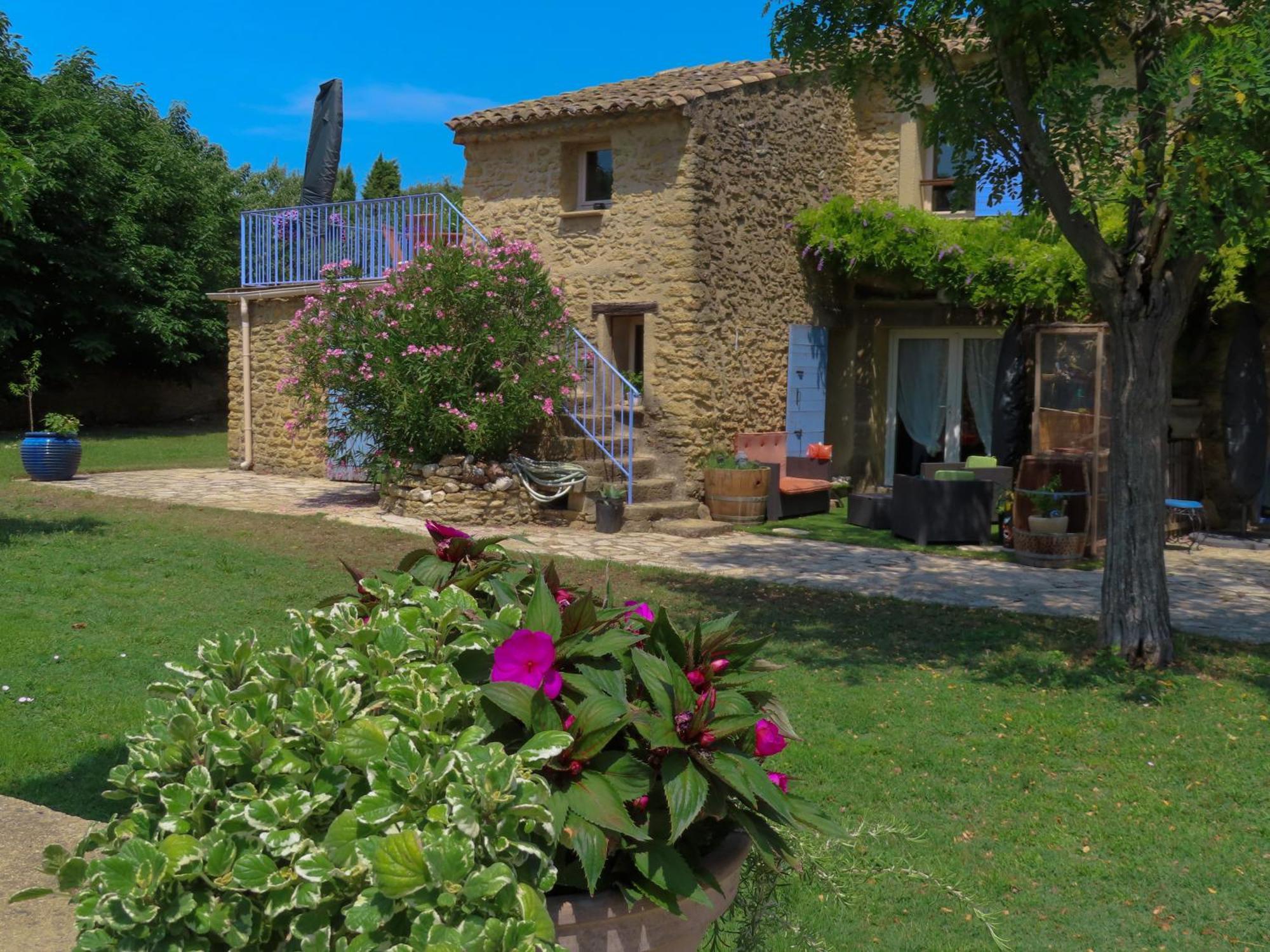 Appartement Bastide du Buou à Puyvert Extérieur photo