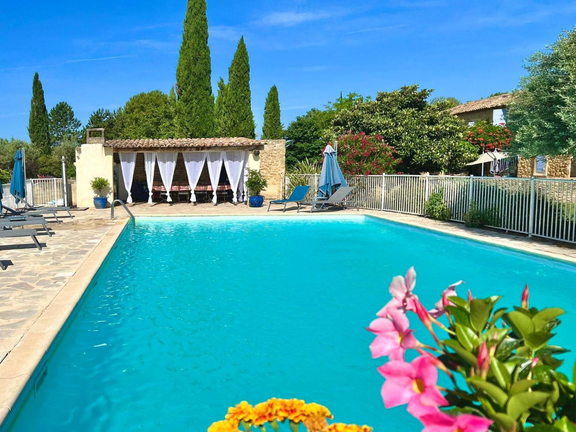 Appartement Bastide du Buou à Puyvert Extérieur photo