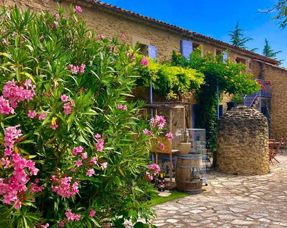 Appartement Bastide du Buou à Puyvert Extérieur photo